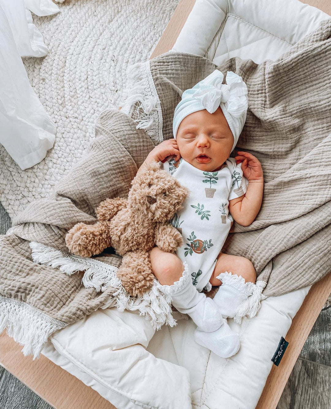 James | Cloud White | Brushed Rib Headwrap - Bunny Knots